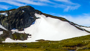 Un mese in meno di neve sulle Alpi. I dati di Legambiente nella Giornata mondiale della neve Le scelte del Governo  e dell’industria dello sci sono insufficienti e sbagliate